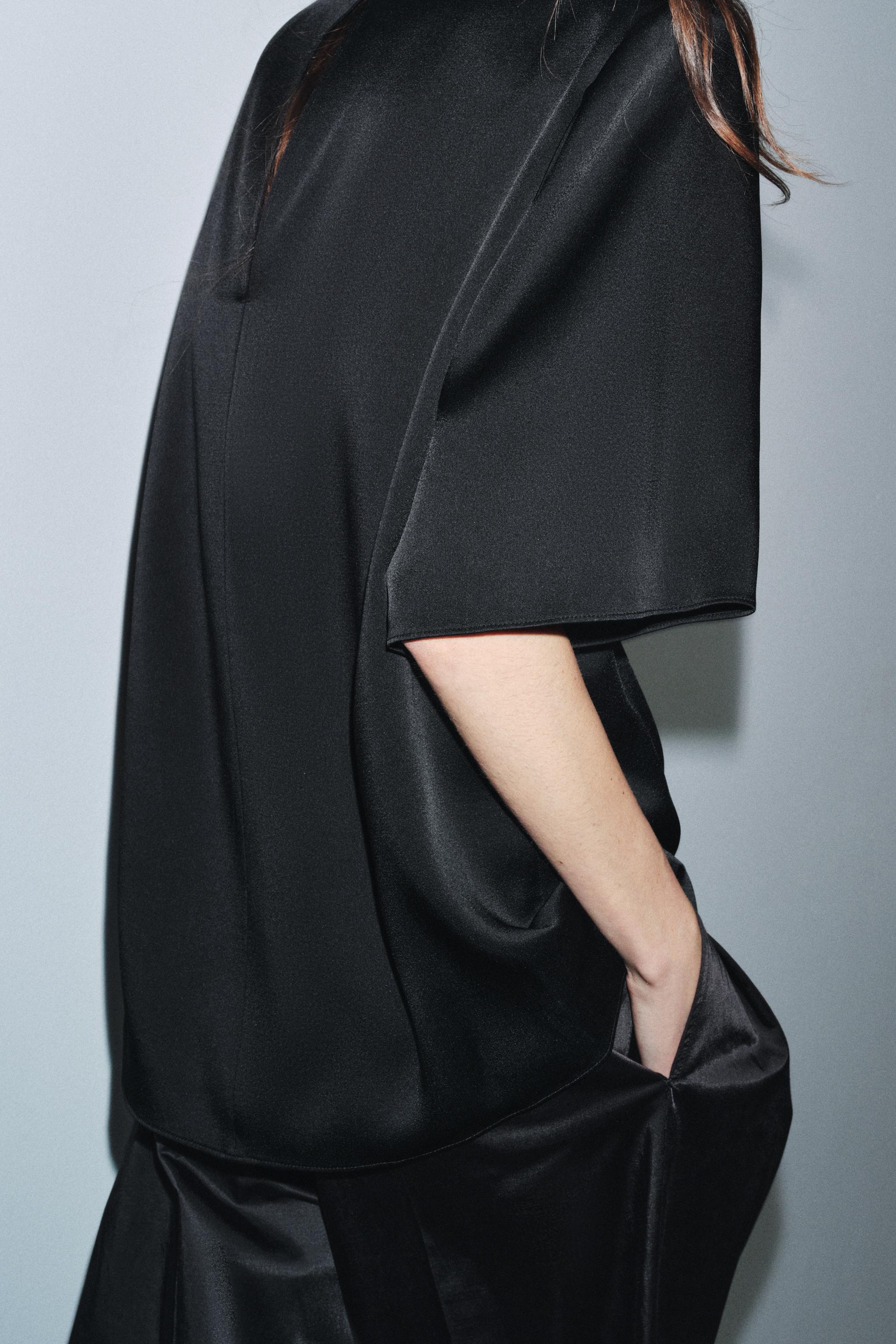 ZW COLLECTION SHOULDER PAD TOP